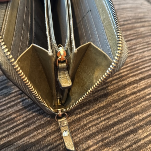 Samantha Thavasa Long Wallet Beige petit choice Patent Leather, Ingrained Gold - Picture 10 of 11